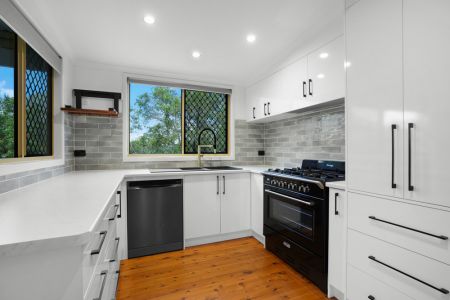 15 Leanne Close, New Auckland - Photo 4