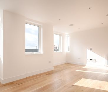 Available unfurnished from 01/12/2025 - Photo 5