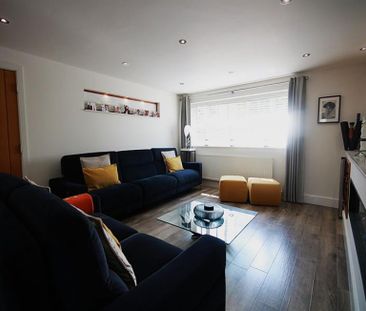 5 Bedroom Detached To Let - Photo 2
