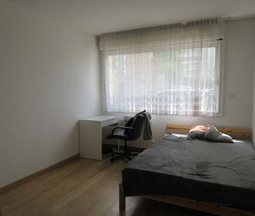 Appartement à louer - REIMS RUE CLOVIS - Photo 1