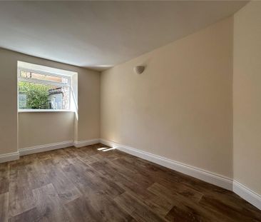 2 bedroom house to rent - Photo 2