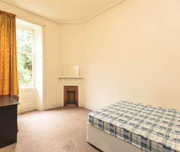 3 bedroom apartment to rent - Photo 1