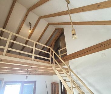 Atypical duplex studio – Charm and authenticity in Les Brenets - Photo 4