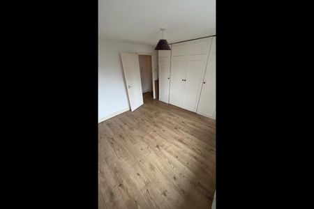 1 Bed Flat, Armoury Road, SE8 - Photo 3