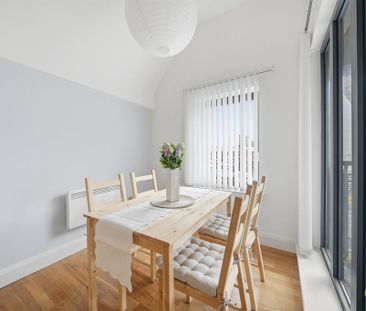 2 bedroom apartment to rent - Photo 5