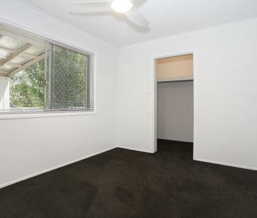 SPACIOUS 3-BEDROOM HOME + SELF-CONTAINED STUDIO IN THE HEART OF SOU... - Photo 4