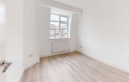 4 bedroom flat to rent - Photo 5