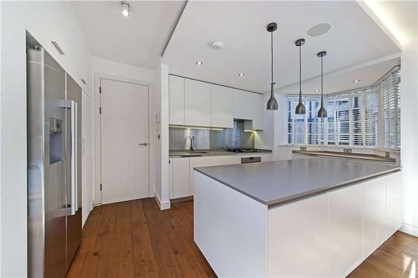 A stylish and contemporary 3 bed apartment in the heart of Marylebone. - Photo 1