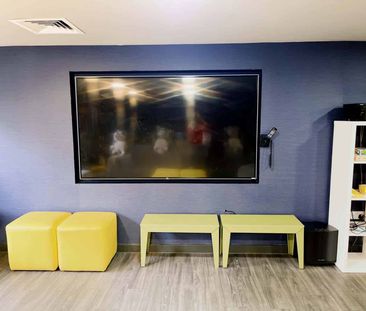 Extra Large Standard Double Ensuite - Photo 2