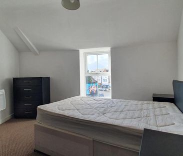 1 bedroom flat to rent - Photo 6