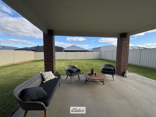 Impeccable Near New Home! - Photo 1