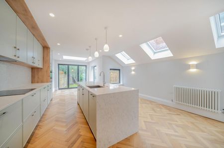 Crewys Road, London - Photo 4