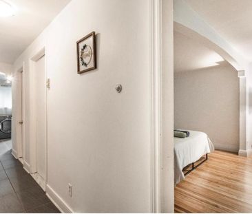 Appartement 4 1/2 - 2 chambres à coucher – 75 m² (817 p2) - Photo 4