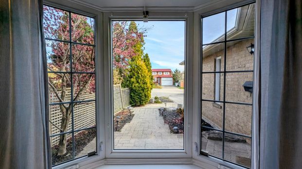 For Lease - 1339 Quinpool Court, Mississauga, Ontario - Photo 1