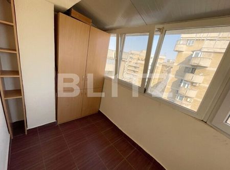 Apartamente de închiriat 3 camere Ultracentral, Craiova - Fotografie 3