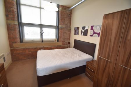 1 Bedroom Furnished Apartment - Photo 4