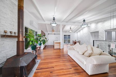 Dual Living- High-Set Home with Multiple Living Areas - Photo 2