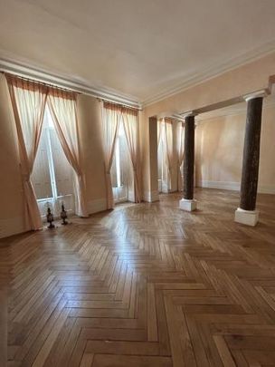 Appartement à louer - 2 pièces - 116 m² - Photo 1