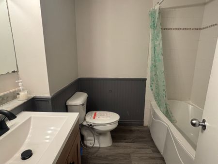 For Lease - 109 Conway Drive, London South, Ontario - Photo 3