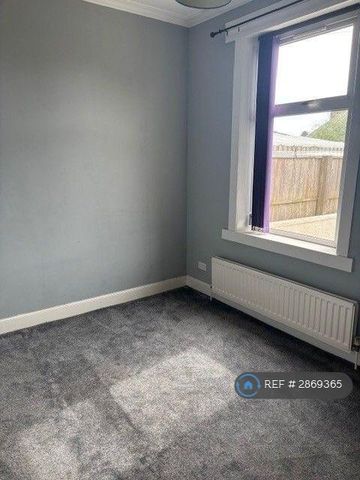 2 bedroom bungalow to rent - Photo 2