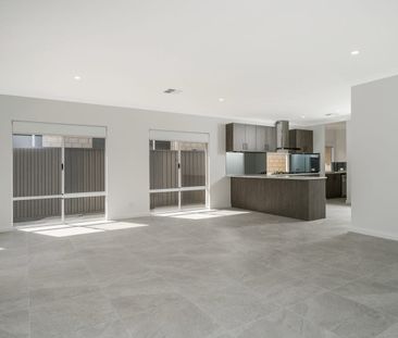 Luxury Living - Photo 1