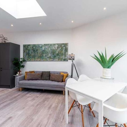 Conyers Road, Streatham Common, SW16 - Photo 1