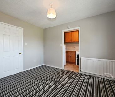 1 bedroom property to rent - Photo 6