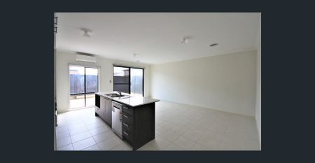 Park Facing Beauty! - Photo 4