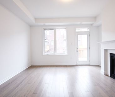 For Lease - 4045 Saida Street, Mississauga, Ontario - Photo 5