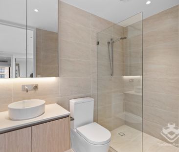 Brand New Luxury Apartment | 3 Bedrooms | 3 Bathrooms | 2 Secure Ca... - Photo 1