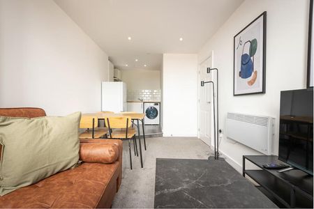 Charlotte Street - Photo 2