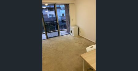 Fully Furnished-Super Convenient & Comfortable! Closed To USYD, Supermarket, Restaurant, Train Station! BOOKING INSPECTION APPOINTMENT BEFORE ARRIVAL! - Photo 2