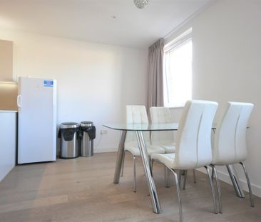 Ottley Drive, Kidbrooke Village, London, SE3 9FT - Photo 4