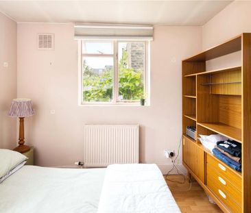 4 bedroom terraced house to rent - Photo 1