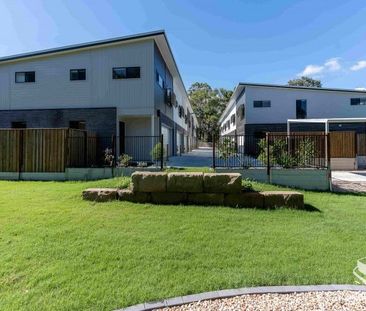 Be quick to secure this near new 4 bedroom townhouse situated in a ... - Photo 6