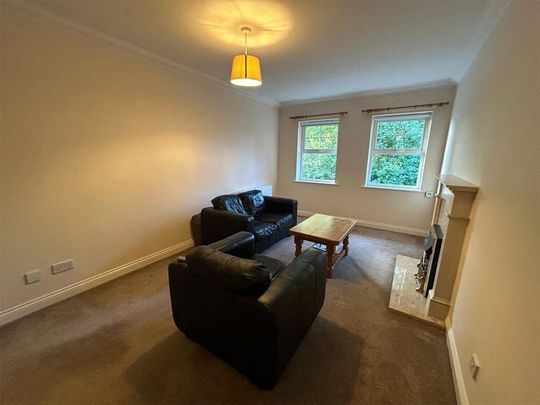 2 bedroom flat to rent - Photo 1