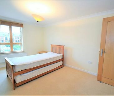 Flat to rent on - Photo 5