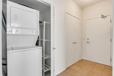 For Lease - 8 York Street Unit# 3613, Toronto, Ontario - Photo 2