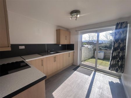 3 bedroom terraced house to rent - Photo 2