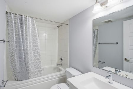 For Lease - 157 WILLIAM DUNCAN Road Unit# 6, Toronto, Ontario - Photo 4