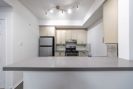 For Lease - 5035 Oscar Peterson Boulevard Unit# 114, Mississauga, Ontario - Photo 2