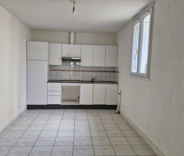 Maison À Louer - Photo 1