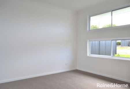 Brand new stunning 3-bedroom duplex - Photo 4