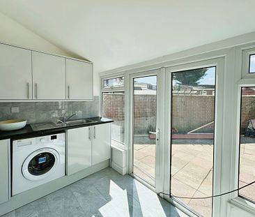 1 bed flat to rent in Salt Hill Drive, Slough, SL1 - Photo 4