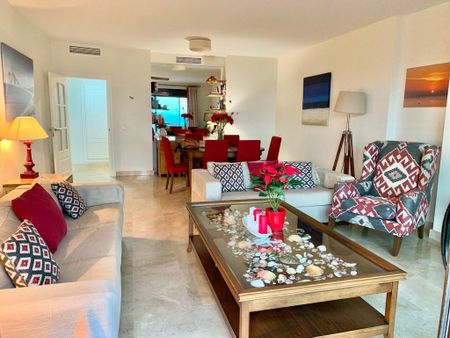 2 room luxury Apartment for rent in Alcaidesa, Andalusia - Photo 2