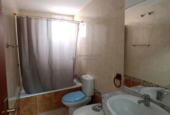 Se alquila en Las Rosas Estudio