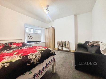 3 bedroom terraced house to rent - Photo 4