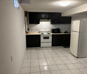 For Lease - 166 Knightswood Avenue Unit# Basement, Vaughan, Ontario - Photo 1