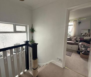 2 bedroom flat to rent - Photo 6