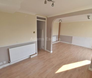 Price £1,595 pcm - Available 09/01/2026 - Unfurnished - Photo 2